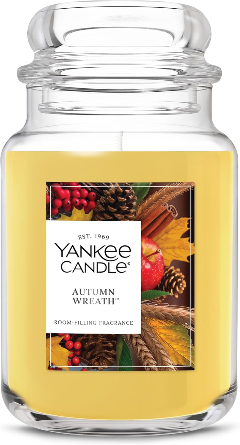 Yankee Candle Sugared Cinnamon Apple, Scented Candle, 22oz Large Jar with up to 150 Hour Burn Time, Giftable
