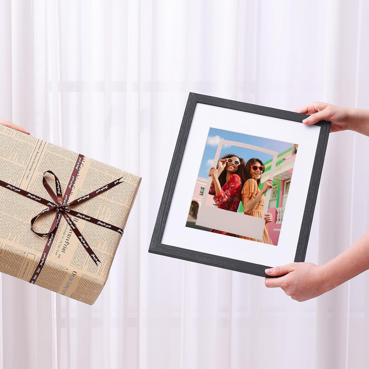 Vittanly 11x14 Picture Frame, Display Pictures 8x10 with Mat or 11x14 without Mat, Photo Frame for Wall Mounting, Black, 1 Pack - Colors A