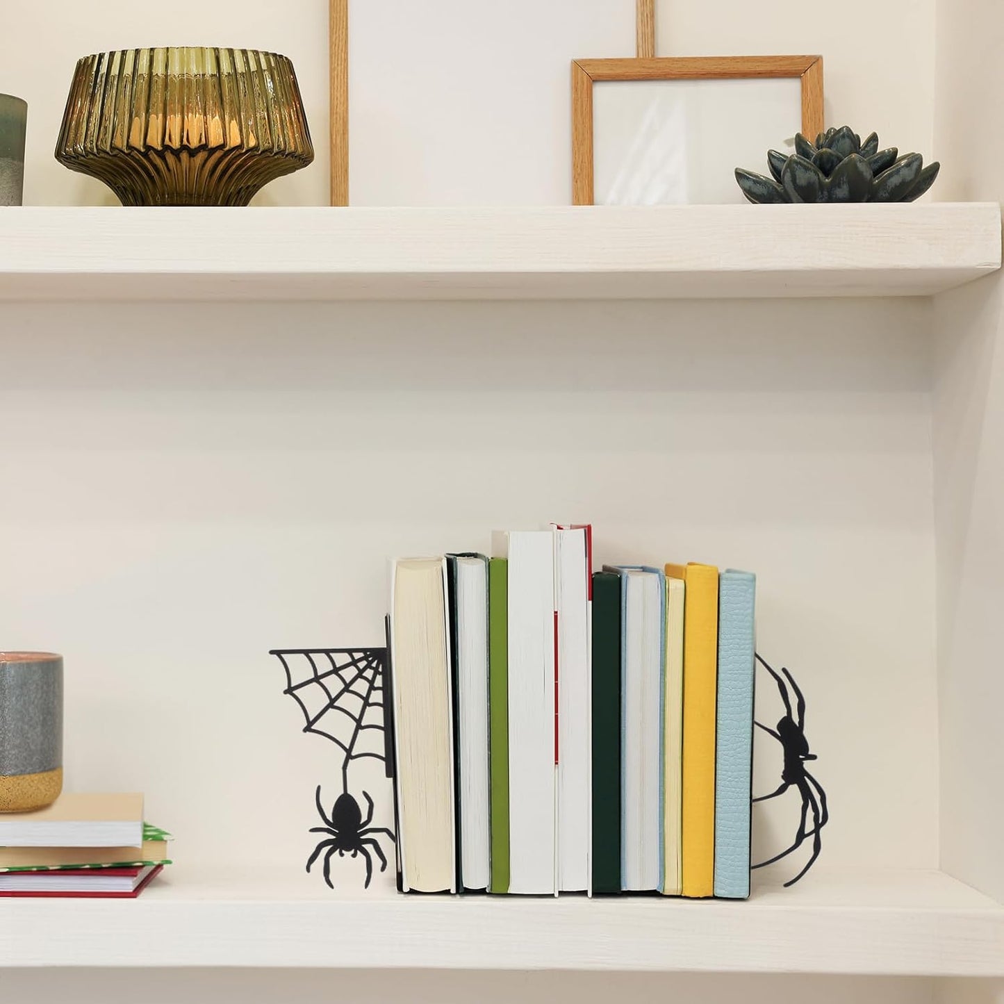 Geelin Peeping Cat Metal Bookends Set of 2 Cute Book Ends for Shelves Decorative Bookshelf Home Office Desk Bookshelf Decor Gift for Cat Lovers and Reading Enthusiasts