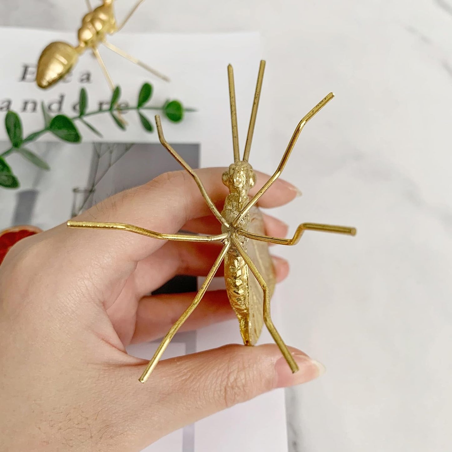 Gold Butterfly Sculpture Solid Metal Insect Ornament Mini Butterfly Figurine for Home Office Garden Desktop Decor