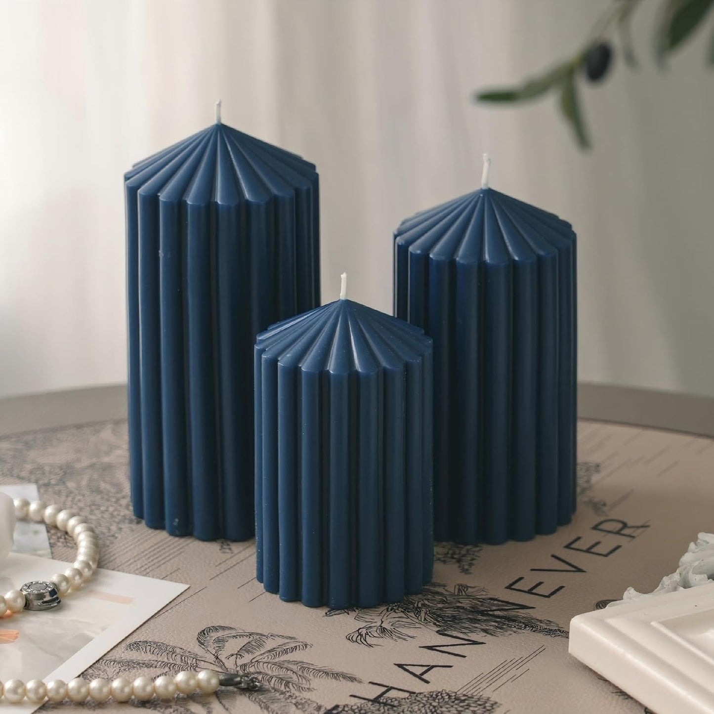 3 Pack White Ribbed Pillar Candles - Soy Wax Unscented, 2.76" x4.2/4.9/5.9 in Smokeless Non Toxic Cotton Wick, Aesthetic Modern Candles for Home Decor, Dinner Table, Living Room, Housewarming Gift
