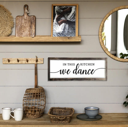 Dazingart Farmhouse Kitchen Wall Decor,Meals and Memories Are Made Here Sign, Rustic Wood Kitchen Signs Dinning Room Wall Decor (Meal)