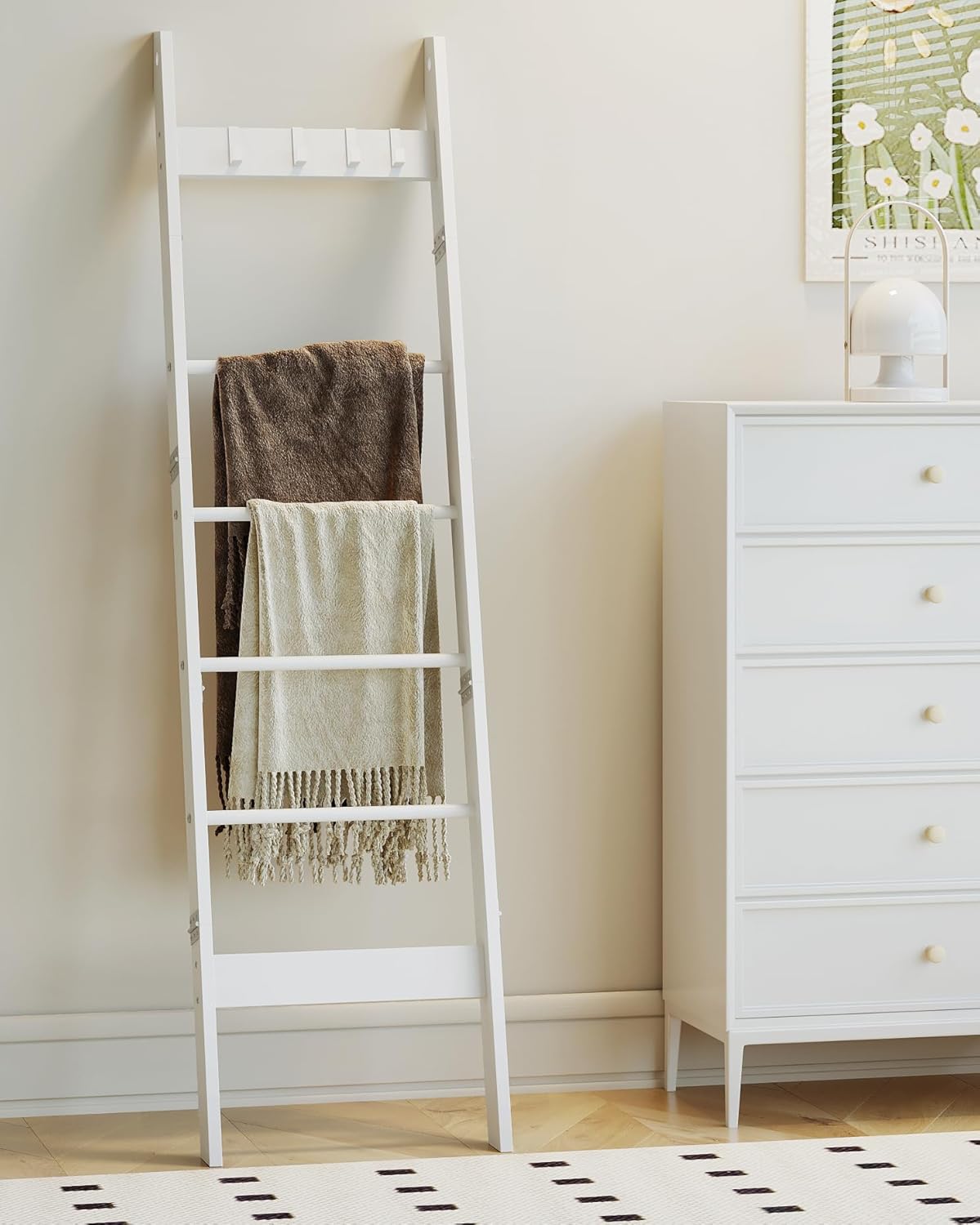 Hzuaneri Blanket Ladder for Living Room, Decorative Quilt Rack with 4 Removable Hooks, 5-Tier Farmhouse Ladder Holder Shelf Organizer for Bedroom, Rustic Brown and Black 02101BBR