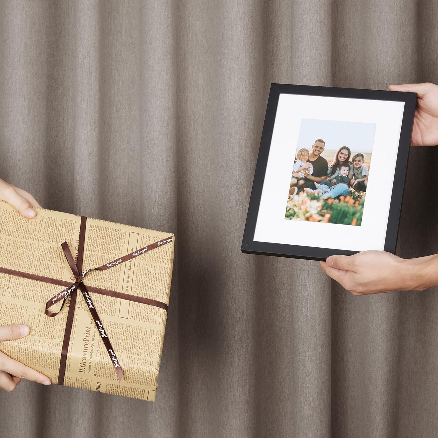 upsimples 11x14 Picture Frame Set of 5, Display Pictures 8x10 with Mat or 11x14 Without Mat, Wall Gallery Photo Frames, Black