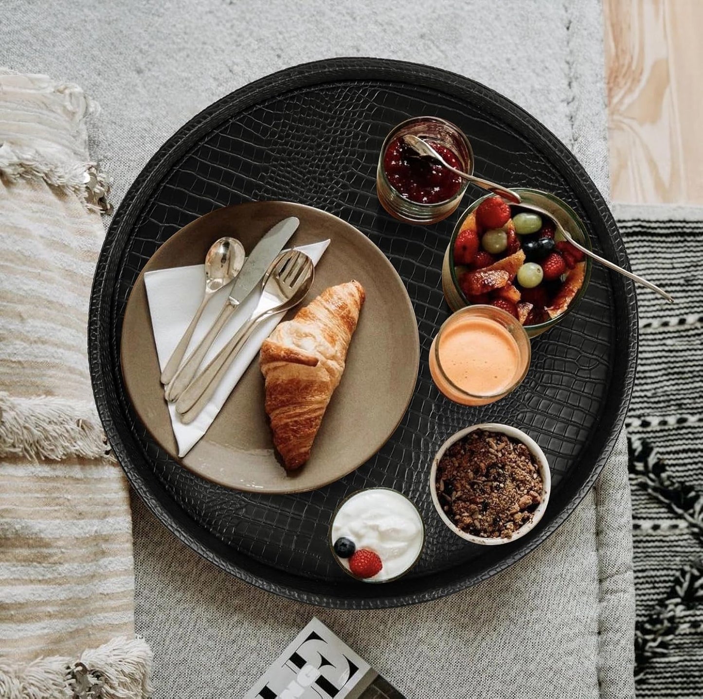 HofferRuffer Round Serving Tray 20'', Elegant Faux Leather Circle Ottoman Table Tray, Serve Tea Coffee Breakfast in Bedroom Living Room Kitchen (Brown)