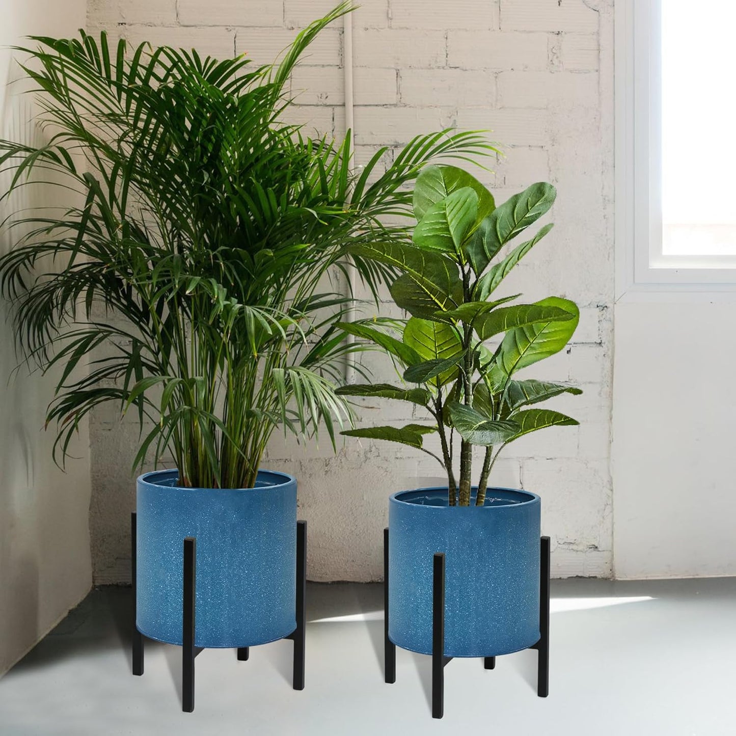 ARNIS Modern Plant Pots, Set of 2 Large Planters with Stand, Decorative Planters, Metal Pots with Drainage Holes for Living Room, Office, Garden or Balcony, 8.25 &10.5 Inch, Dirt