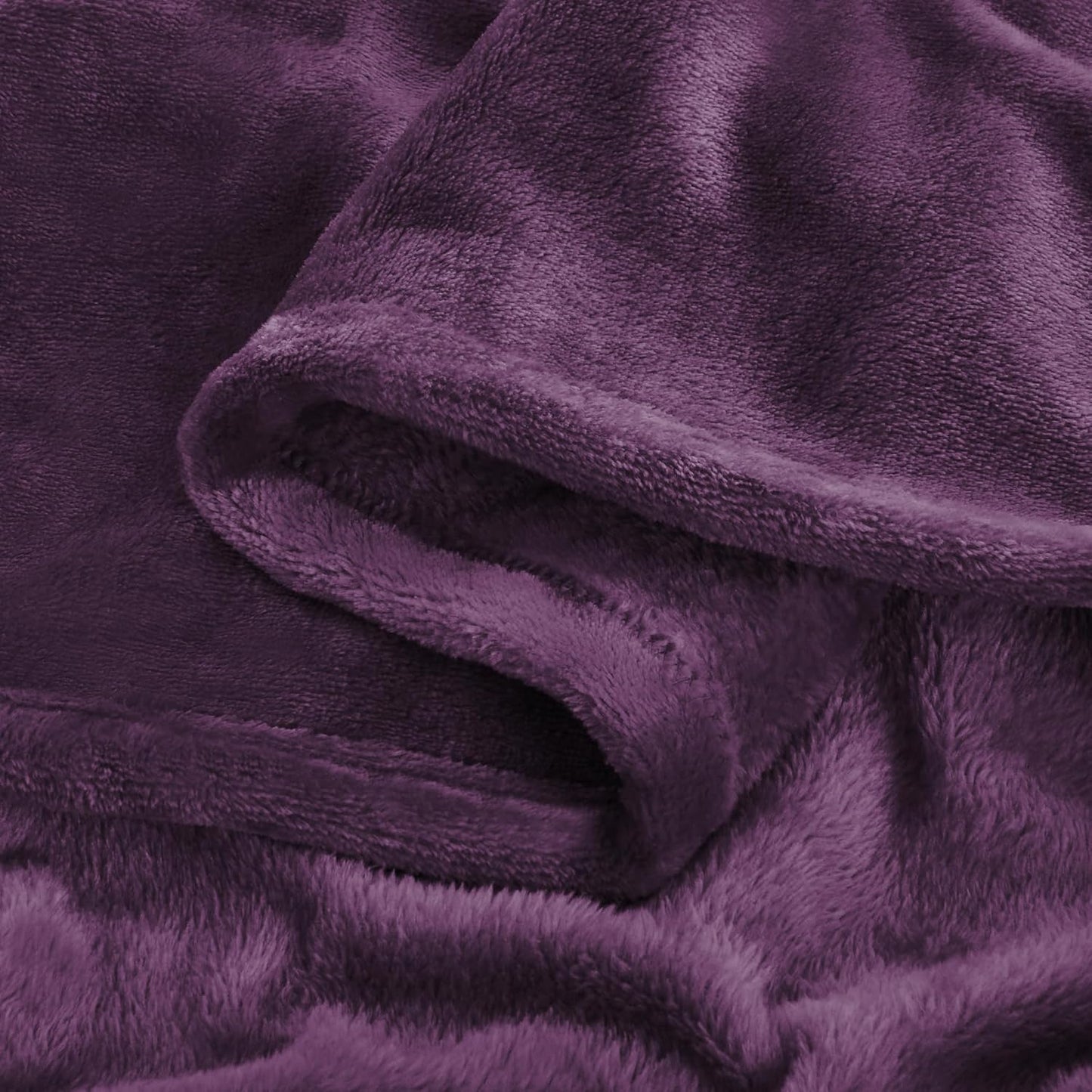 BEDELITE Fleece Blanket Black Throw Blankets for Couch & Bed, Luxury Plush Cozy Fuzzy Blanket 50x60 inches, Super Soft Warm Lightweight Throw Blanket for Travel Camping - Colors A