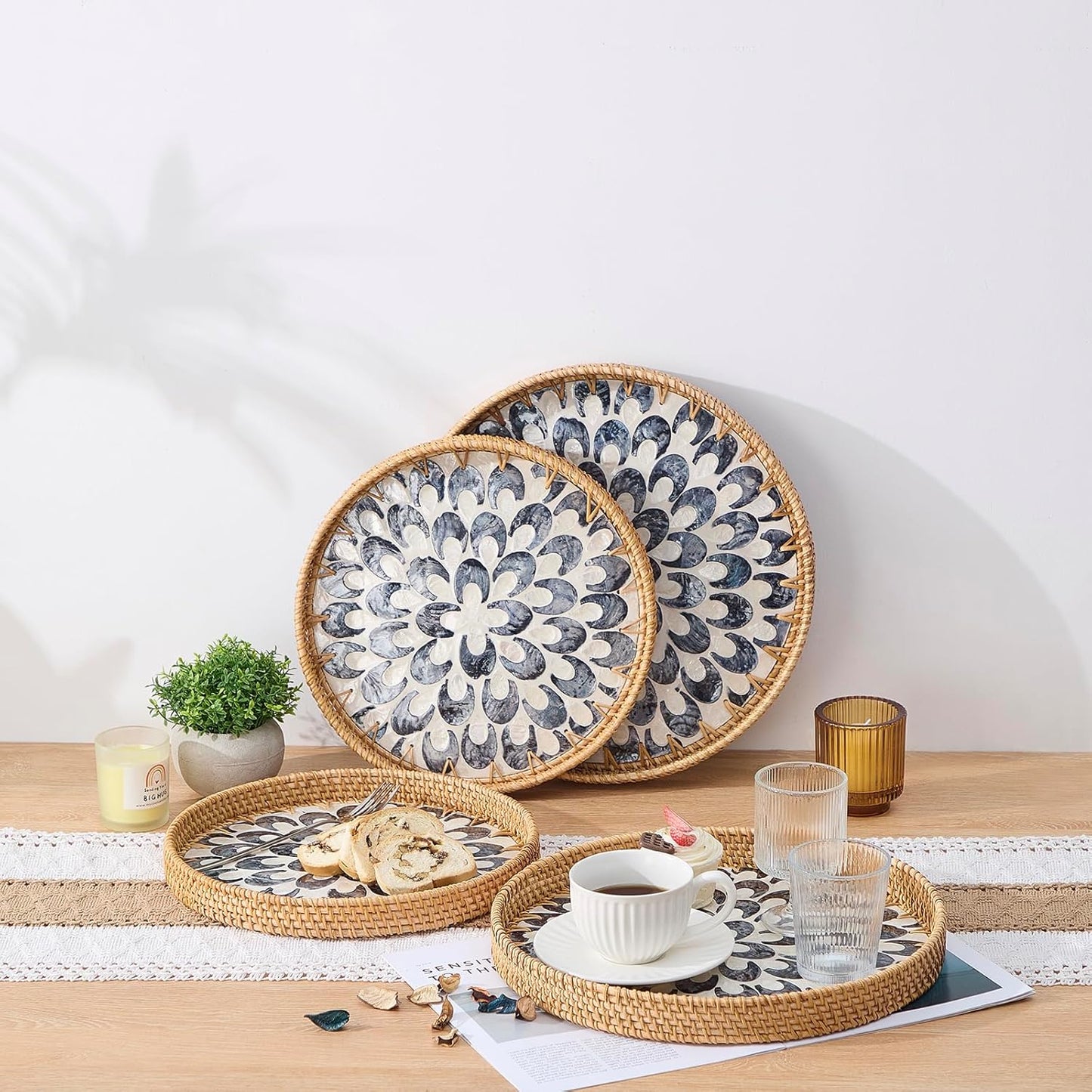 Round Rattan Tray with Mother of Pearl Inlay, Rattan Serving Tray with Wooden Base, Decorative Wicker Basket for Table Decor, Storage and Display of Coffee Bread Food Fruit (Leaf)