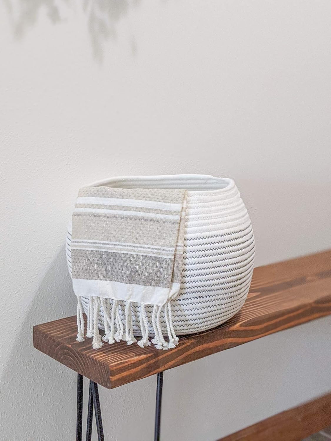 Goodpick Wicker Storage Basket for Living Room, Small Round Woven Basket for Toys, Towel, Bedroom, Children Corner Decoration Plant Baskets Indoor, Jute, 10"D x 8.3"H