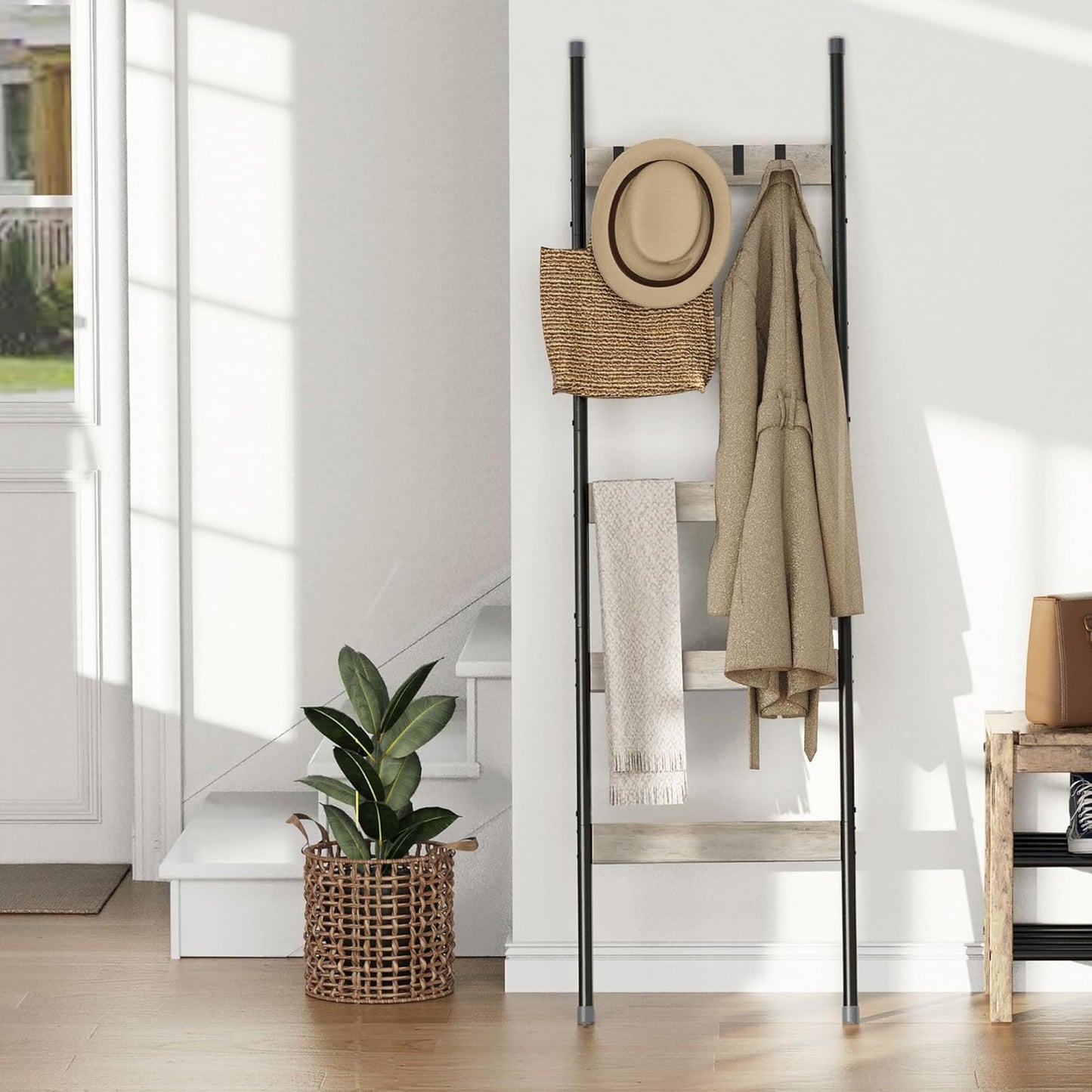 Blanket Ladder, 5-Tier Towel Holder with 4 Removable Hooks, Farmhouse Wall Leaning Decorative Rack Shelf, Wooden Towel Display Rack, Quilt Ladder for Living Room, Bedroom, Rustic Brown