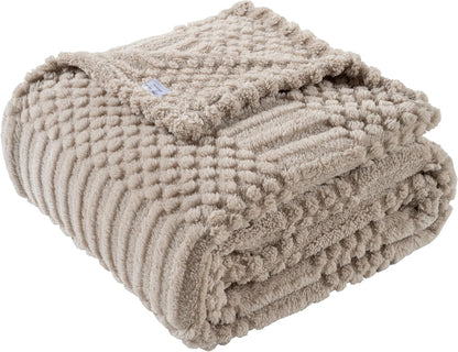 50x70 Inch Rust Throw Blanket - Soft & Fluffy Fleece, Cute & Aesthetic, Perfect for Sofa, Couch, Chair, Bed, Living Room & Bedroom, All-Season Use, Plush & Cozy Decorative Blanket