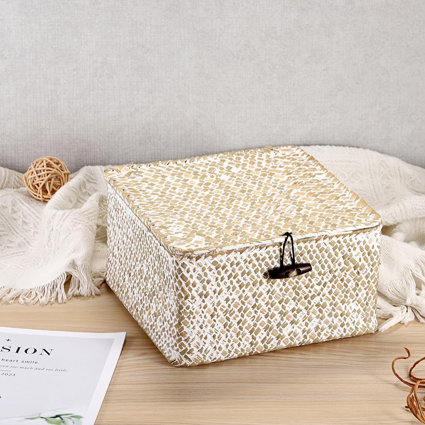 Hipiwe Seagrass Basket with Lid Wicker Storage Basket Square Handwoven Decorative Baskets Box for Shelf Multipurpose Household Baskets Home Decor,X-small