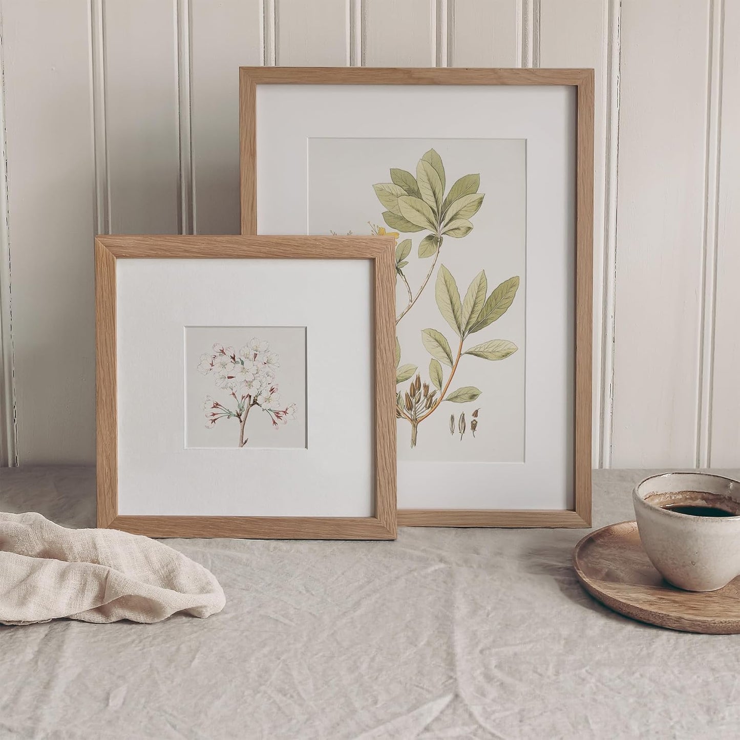 5x7 Picture Frame, Solid Oak Wood 5 x 7 Photo Frame with Mat to 4x6, 7x5 Picture Frames for Wall and Tabletop Display, (Walnut Set of 1)