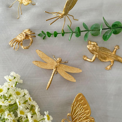 Gold Butterfly Sculpture Solid Metal Insect Ornament Mini Butterfly Figurine for Home Office Garden Desktop Decor