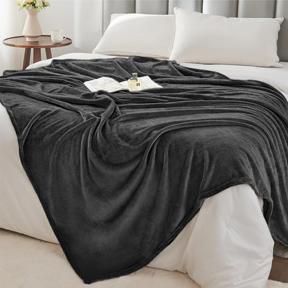 BEDELITE Fleece Blanket Black Throw Blankets for Couch & Bed, Luxury Plush Cozy Fuzzy Blanket 50x60 inches, Super Soft Warm Lightweight Throw Blanket for Travel Camping - Colors B