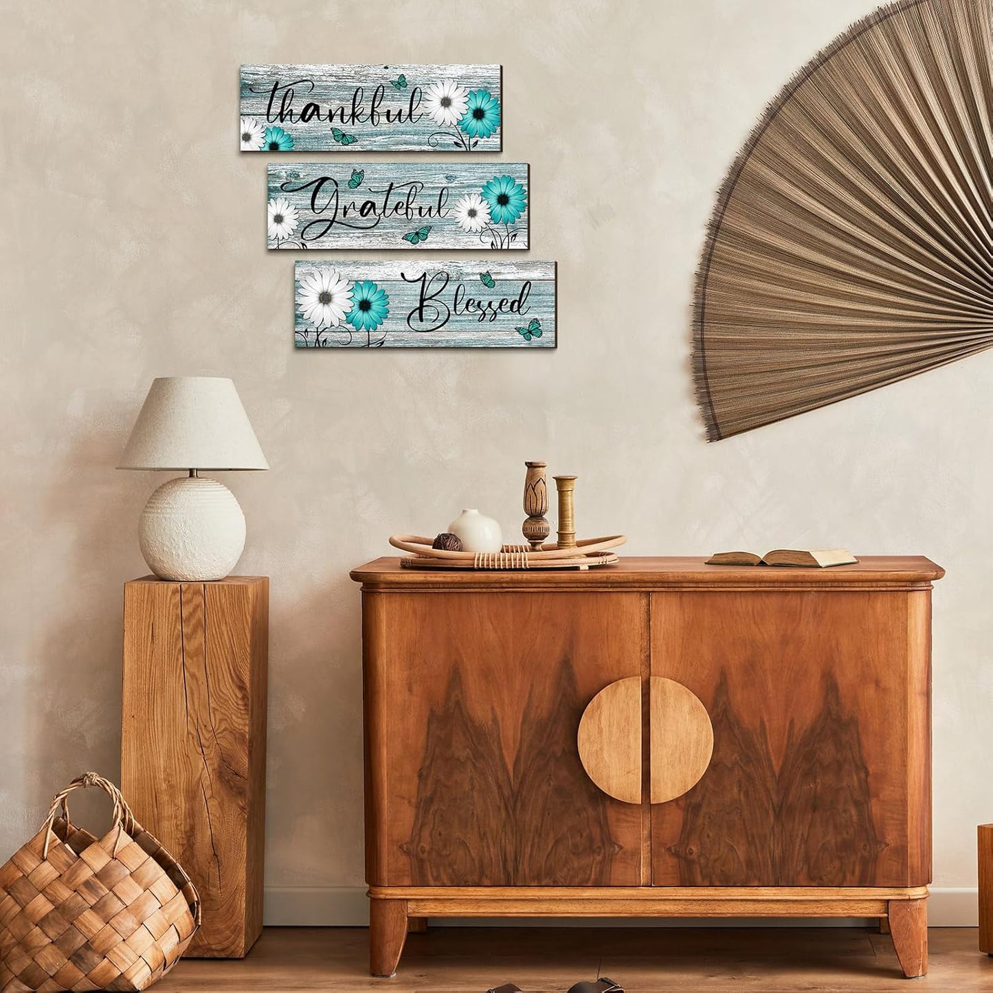Geetery 3 Pcs Thankful Grateful Blessed Wooden Signs Rustic Daisy Wood Wall Decor Inspirational Wall Art Signs Rustic Wooden Hanging Decorations for Bedroom Kitchen Living Room Bathroom Home (Blue)