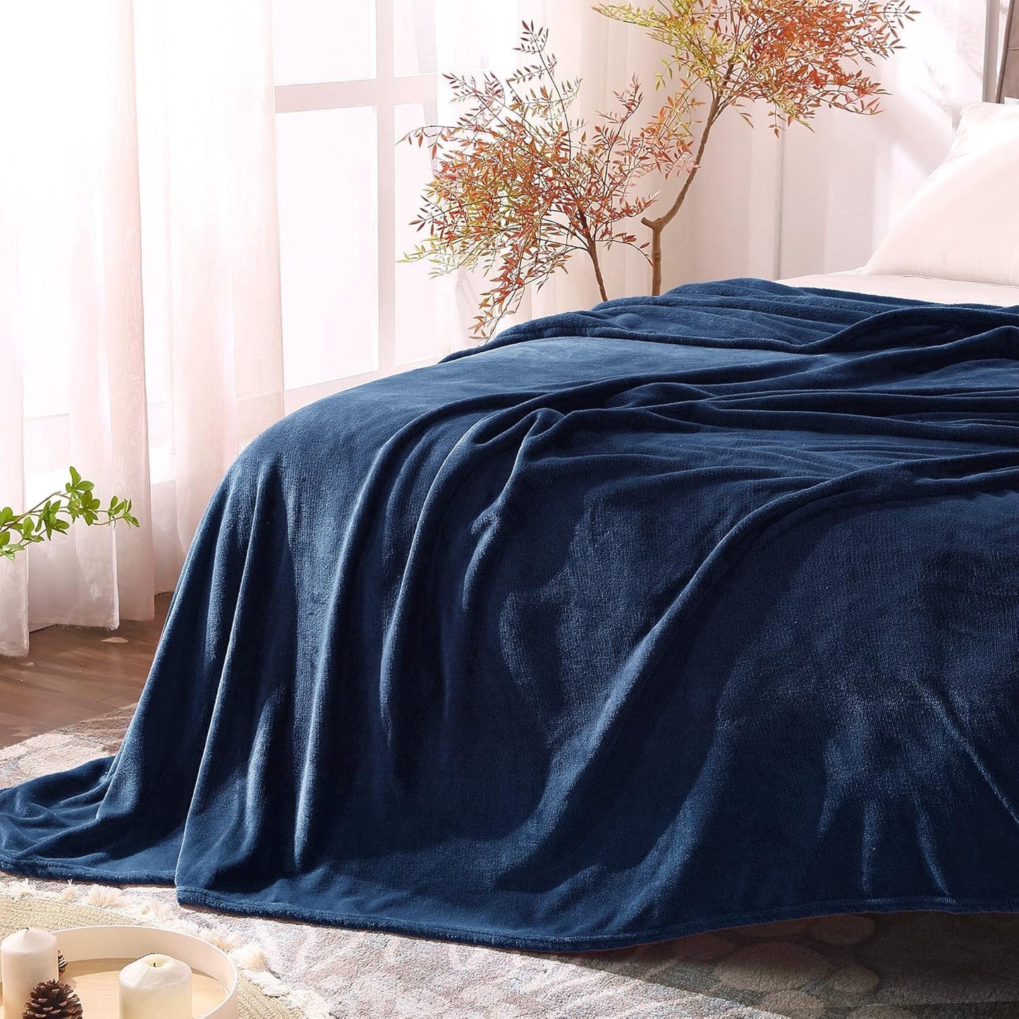 BEDELITE Fleece Blanket Black Throw Blankets for Couch & Bed, Luxury Plush Cozy Fuzzy Blanket 50x60 inches, Super Soft Warm Lightweight Throw Blanket for Travel Camping - Colors A