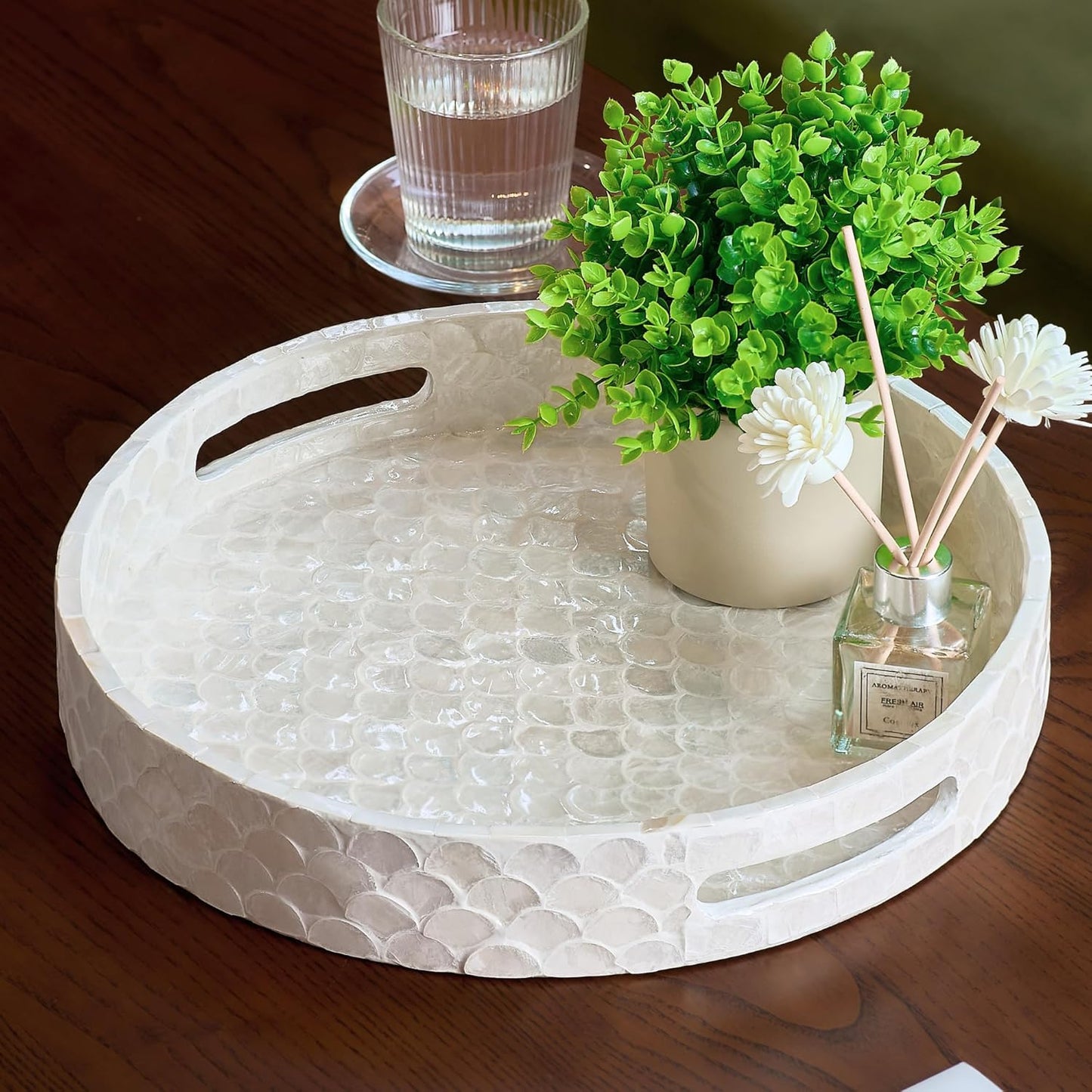 CHI AN HOME Capiz Decorative Tray 15.8” x 11.8” x 1.8" Rectangular Tray, Natural Handmade Serving Tray with Handles for Coffee Tables, Ottoman, Vanity, Kitchen, Coastal Boho Home Decor, White