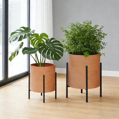 ARNIS Modern Plant Pots, Set of 2 Large Planters with Stand, Decorative Planters, Metal Pots with Drainage Holes for Living Room, Office, Garden or Balcony, 8.25 &10.5 Inch, Dirt