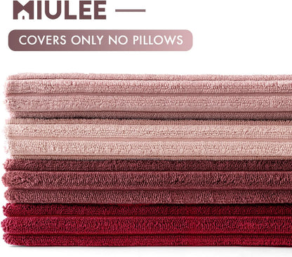 MIULEE Boho Farmhouse Sage Green Throw Pillow Covers 18x18 Inch Set of 4 Mordern Nordic Cushion Covers Soft Corduroy Spring Home Decor for Couch Bed Sofa Living Room Forest Green