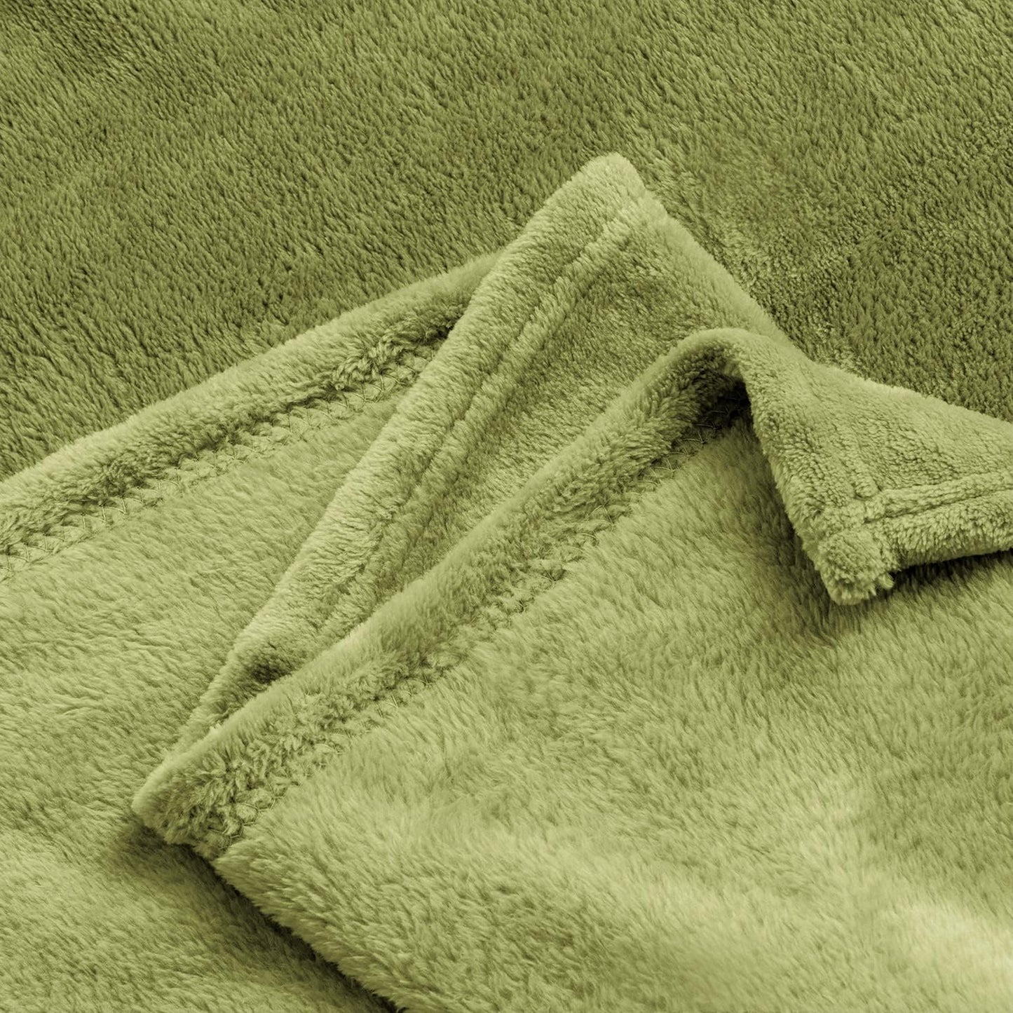 BEDELITE Fleece Blanket Black Throw Blankets for Couch & Bed, Luxury Plush Cozy Fuzzy Blanket 50x60 inches, Super Soft Warm Lightweight Throw Blanket for Travel Camping - Colors B
