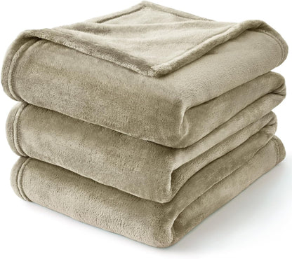BEDELITE Fleece Blanket Black Throw Blankets for Couch & Bed, Luxury Plush Cozy Fuzzy Blanket 50x60 inches, Super Soft Warm Lightweight Throw Blanket for Travel Camping - Colors B