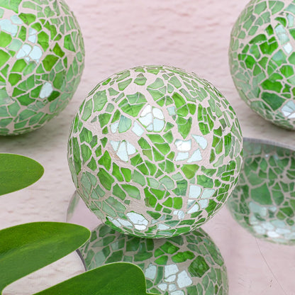 2 Pieces Decorative Glass Orbs 2.6 Inch Mosaic Crackl Solid Sphere Ball Table Centerpiece Balls Bowls Vases Christmas Decorative(Green)