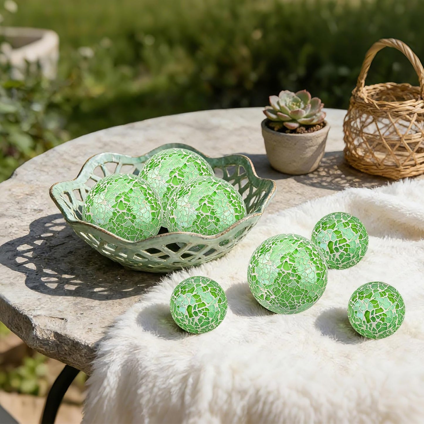 2 Pieces Decorative Glass Orbs 2.6 Inch Mosaic Crackl Solid Sphere Ball Table Centerpiece Balls Bowls Vases Christmas Decorative(Green)