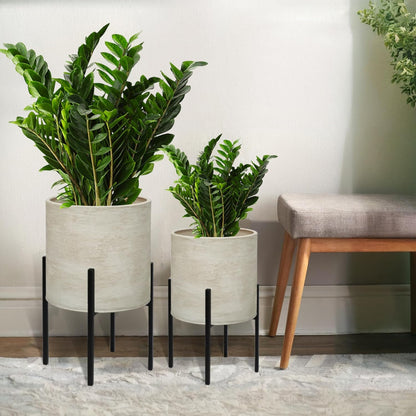 ARNIS Modern Plant Pots, Set of 2 Large Planters with Stand, Decorative Planters, Metal Pots with Drainage Holes for Living Room, Office, Garden or Balcony, 8.25 &10.5 Inch, Dirt