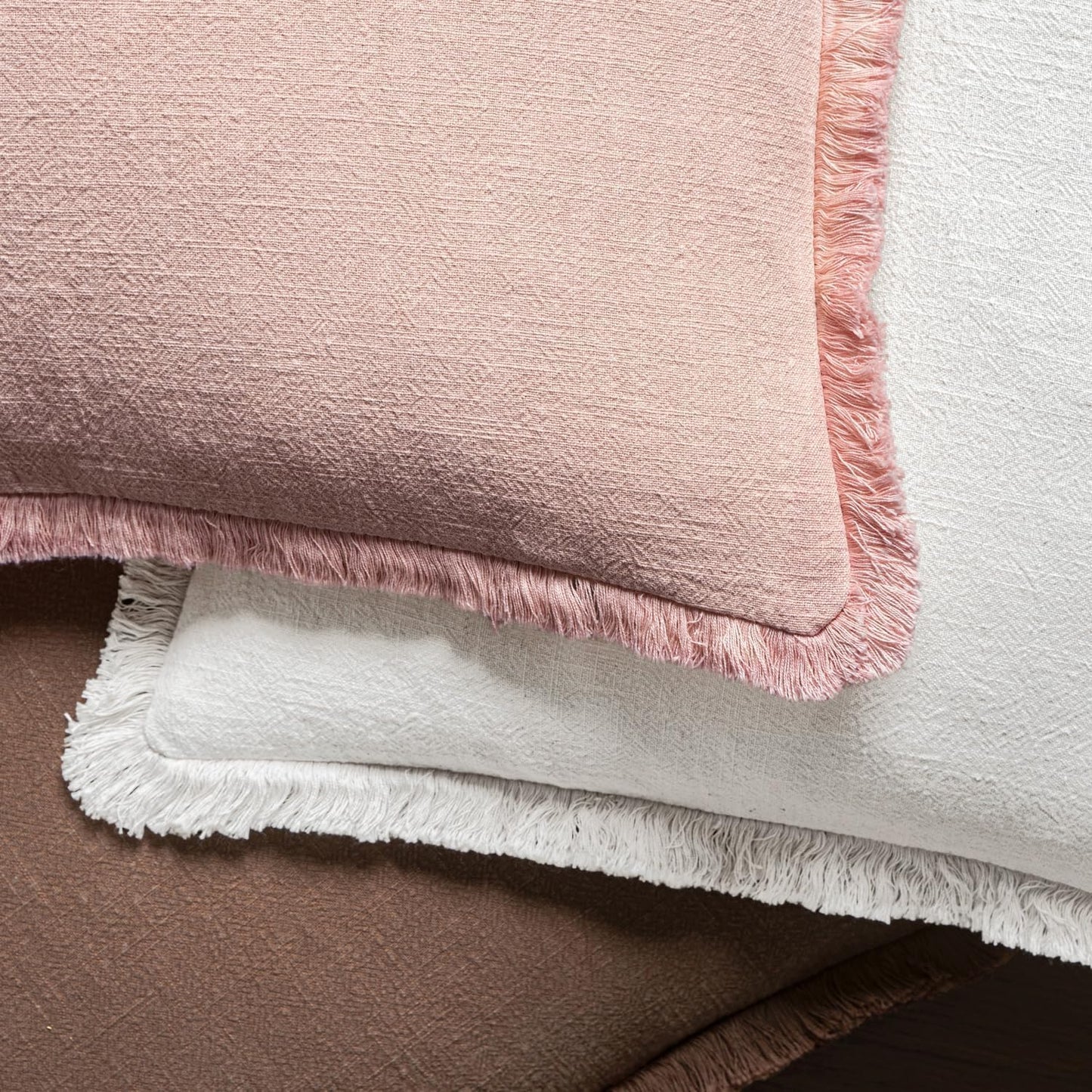 MIULEE Decorative Throw Pillow Covers Neutral Linen Fringe Throw Pillows Set of 2 Natural Beige Boho Farmhouse Cushion Covers with Tassels for Couch Sofa Bed Spring Home Decor 20x20 Inch