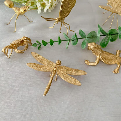 Gold Butterfly Sculpture Solid Metal Insect Ornament Mini Butterfly Figurine for Home Office Garden Desktop Decor