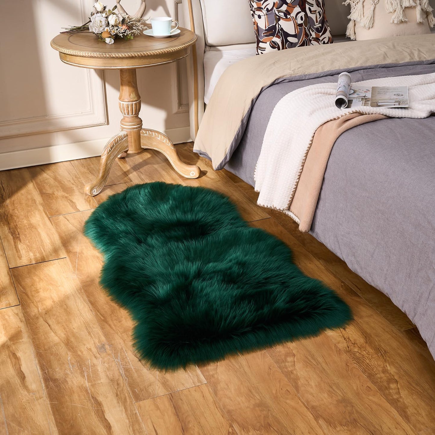 EasyJoy Ultra Soft Fluffy/Fuzzy Shaggy Area Rug Faux Fur Chair Cover Seat Pad for Bedroom Floor Sofa Living Room (2 x 6 ft Sheepskin, Beige)
