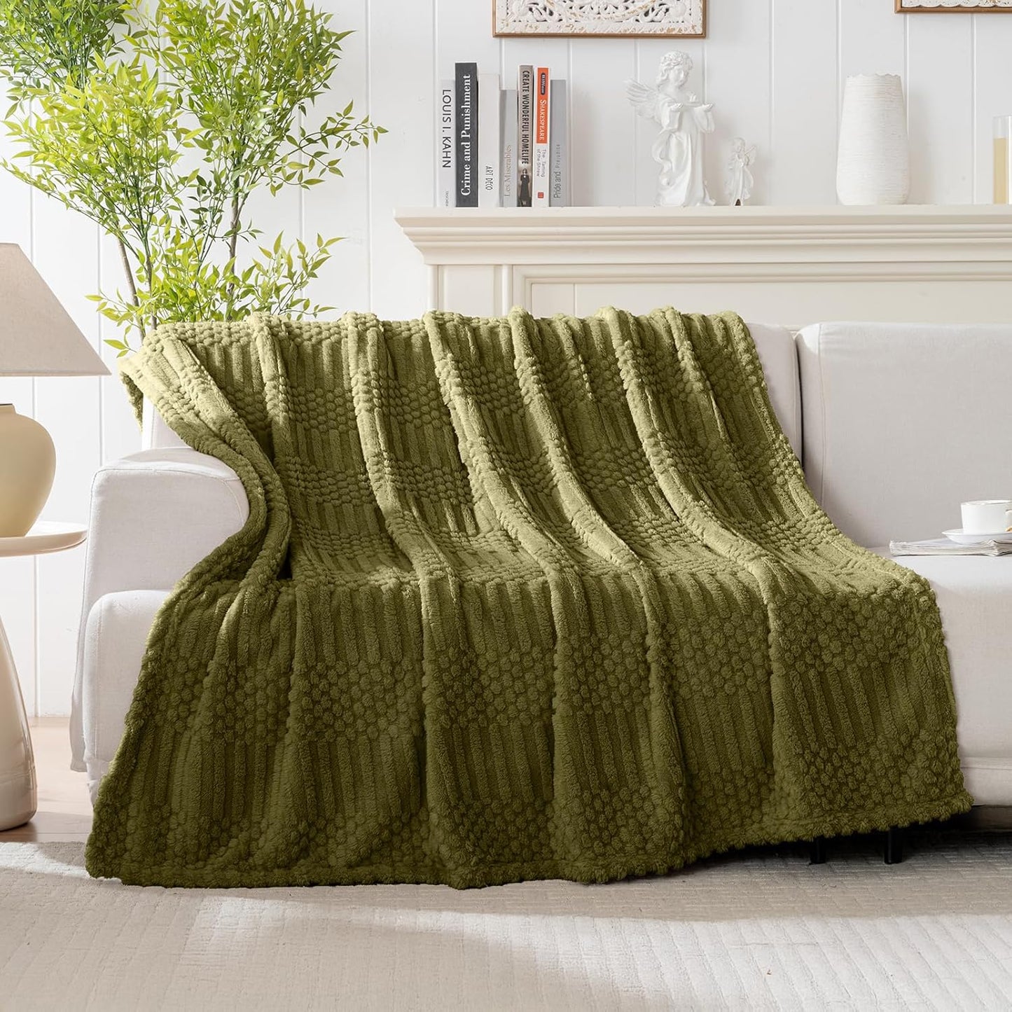 50x70 Inch Rust Throw Blanket - Soft & Fluffy Fleece, Cute & Aesthetic, Perfect for Sofa, Couch, Chair, Bed, Living Room & Bedroom, All-Season Use, Plush & Cozy Decorative Blanket