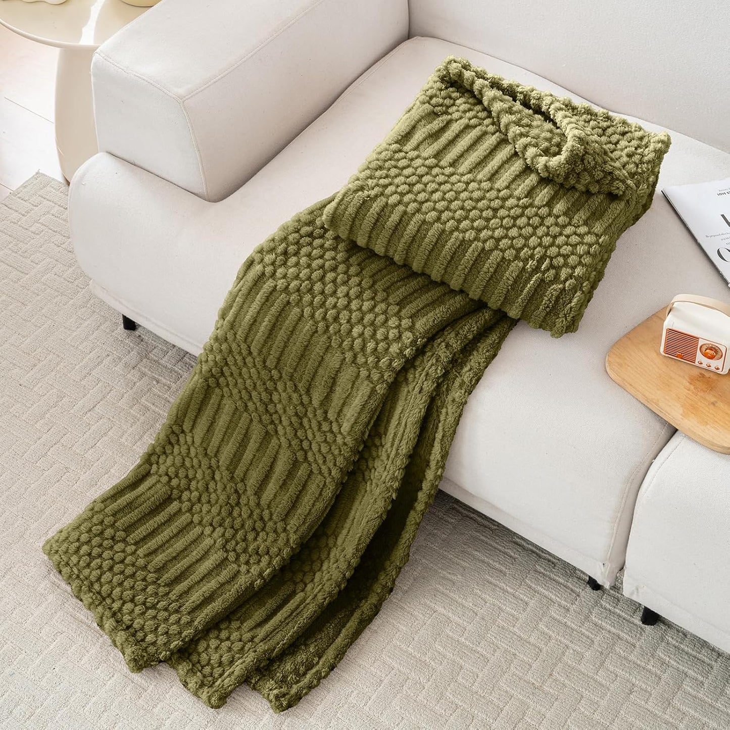 50x70 Inch Rust Throw Blanket - Soft & Fluffy Fleece, Cute & Aesthetic, Perfect for Sofa, Couch, Chair, Bed, Living Room & Bedroom, All-Season Use, Plush & Cozy Decorative Blanket