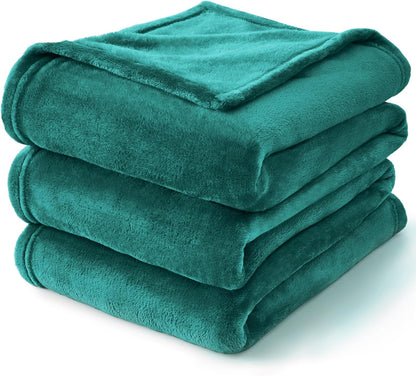BEDELITE Fleece Blanket Black Throw Blankets for Couch & Bed, Luxury Plush Cozy Fuzzy Blanket 50x60 inches, Super Soft Warm Lightweight Throw Blanket for Travel Camping - Colors B