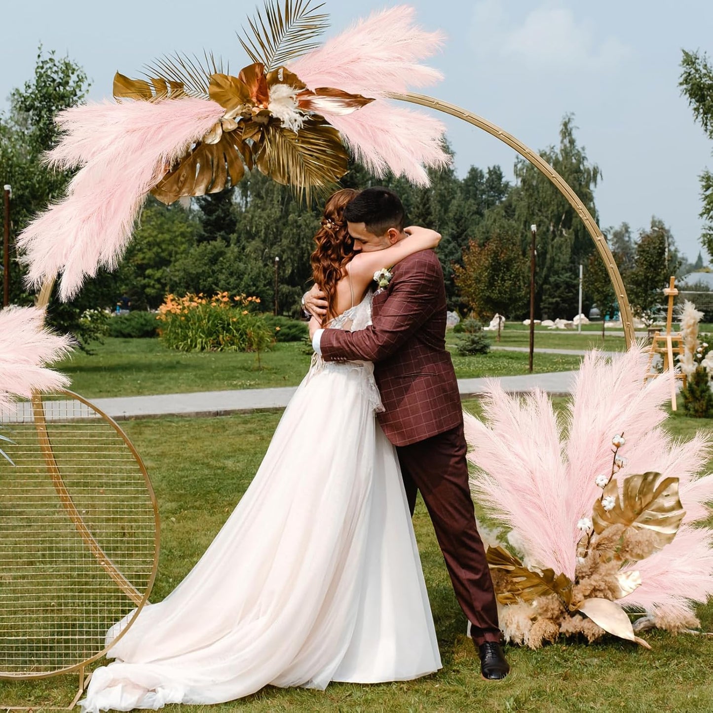 obbsie 50pcs Pink Faux Pampas Grass Decor, 21.6" Short Artificial Floral Branches Vase Filler Flower Arrangement for Home Wedding Boho Outdoor Decor