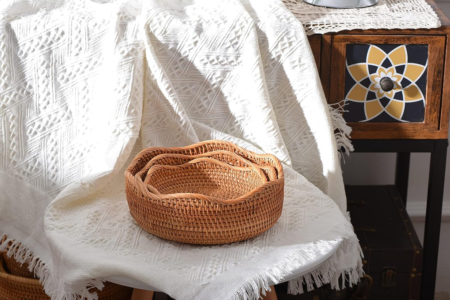 Round Rattan Fruit Baskets Woven Storage Bowls Key Holder Stackable for Shelf Kitchen Tabletop Natural Set of 3