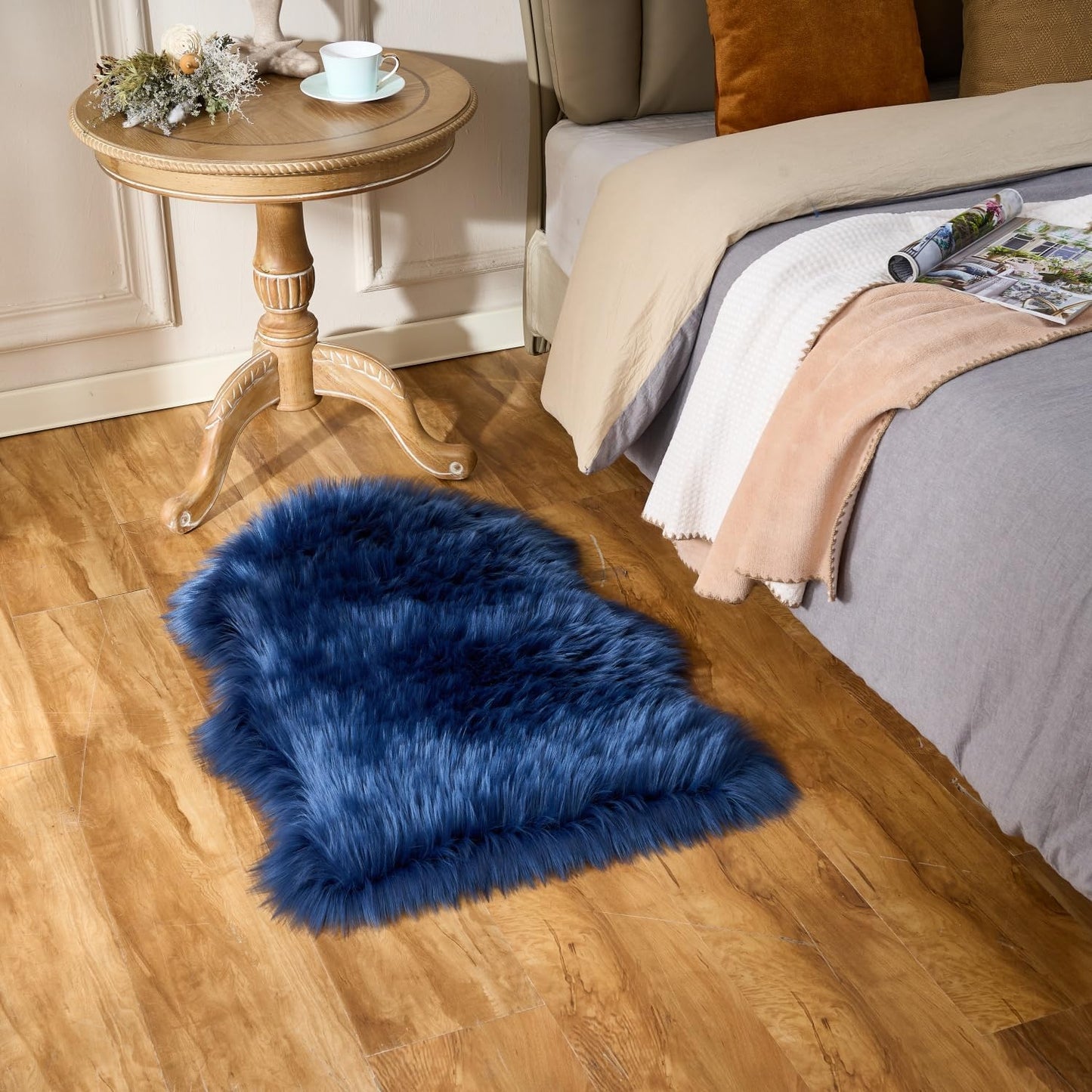 EasyJoy Ultra Soft Fluffy/Fuzzy Shaggy Area Rug Faux Fur Chair Cover Seat Pad for Bedroom Floor Sofa Living Room (2 x 6 ft Sheepskin, Beige)