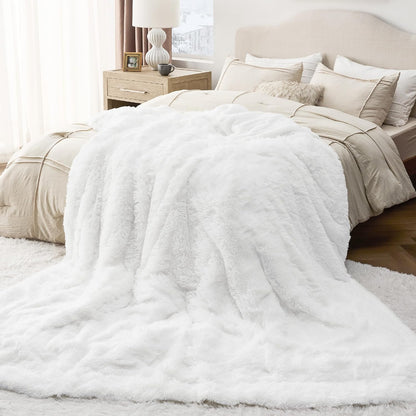 Bedsure GentleSoft Fluffy Fuzzy Faux Fur Throw Blanket for Couch, Soft Sherpa Fleece Cozy Gifts for Women, Plush Bed Blanket Room Decor for Men, Thick Warm Minky Teen Gifts Winter Bedding