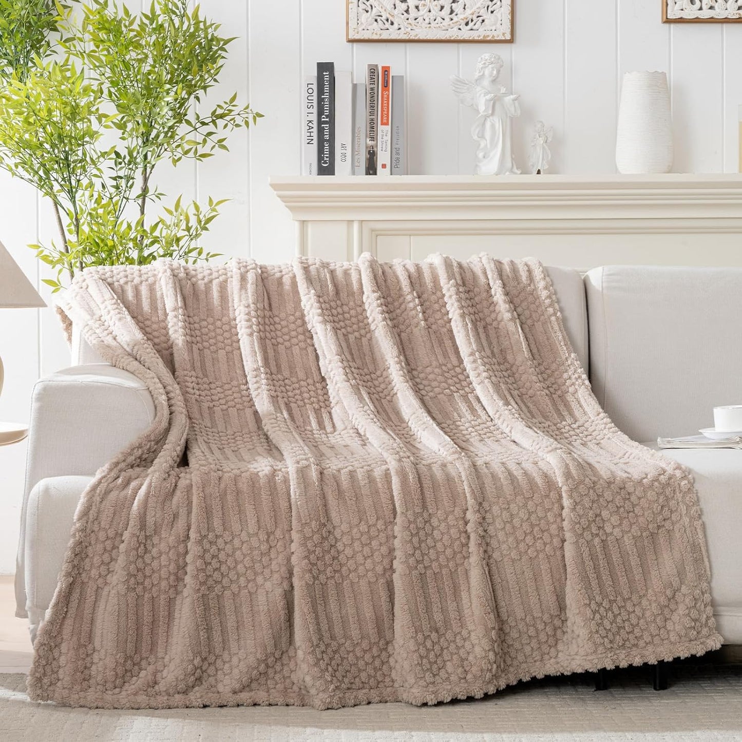 50x70 Inch Rust Throw Blanket - Soft & Fluffy Fleece, Cute & Aesthetic, Perfect for Sofa, Couch, Chair, Bed, Living Room & Bedroom, All-Season Use, Plush & Cozy Decorative Blanket