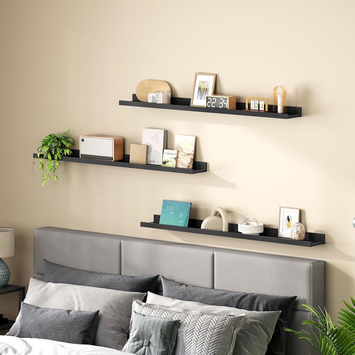 HOOBRO Floating Shelves, Wall Shelf Set of 3, 35.4 Inches Hanging Shelf with Raised Edge and Invisible Brackets, for Bathroom, Bedroom, Kitchen, Office, Living Room Decor, Rustic Brown BF90BJ01