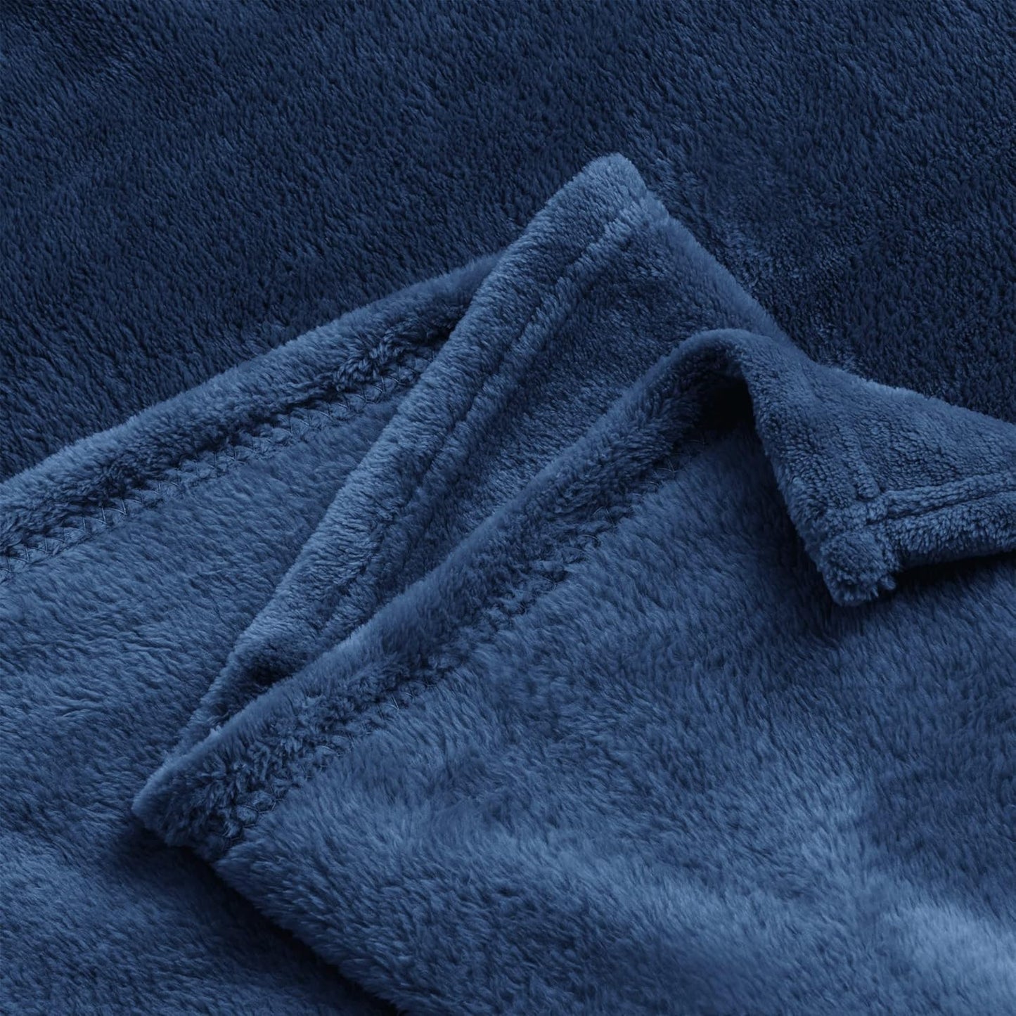 BEDELITE Fleece Blanket Black Throw Blankets for Couch & Bed, Luxury Plush Cozy Fuzzy Blanket 50x60 inches, Super Soft Warm Lightweight Throw Blanket for Travel Camping - Colors A