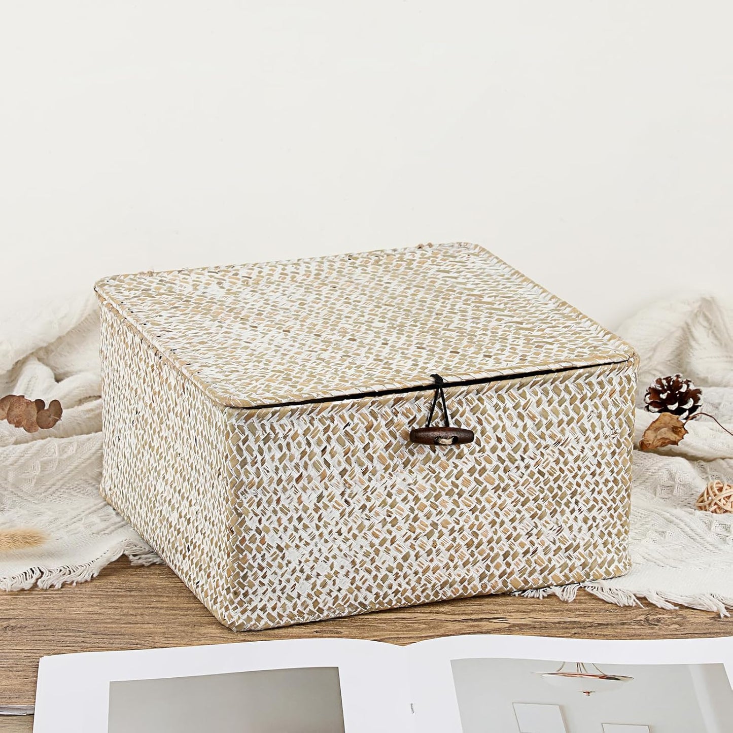 Hipiwe Seagrass Basket with Lid Wicker Storage Basket Square Handwoven Decorative Baskets Box for Shelf Multipurpose Household Baskets Home Decor,X-small