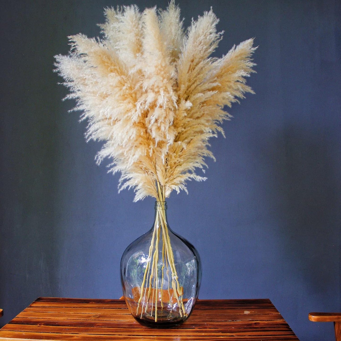 10 PCS Beige Pampas Grass Decor, Naturally Dried Pompas, Bunny Tails Dried Flowers, and Dried Eucalyptus. Perfect for Weddings, Boho Party Decorations, and Table Decor(17inch)