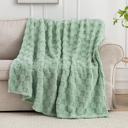 50x70 Inch Rust Throw Blanket - Soft & Fluffy Fleece, Cute & Aesthetic, Perfect for Sofa, Couch, Chair, Bed, Living Room & Bedroom, All-Season Use, Plush & Cozy Decorative Blanket