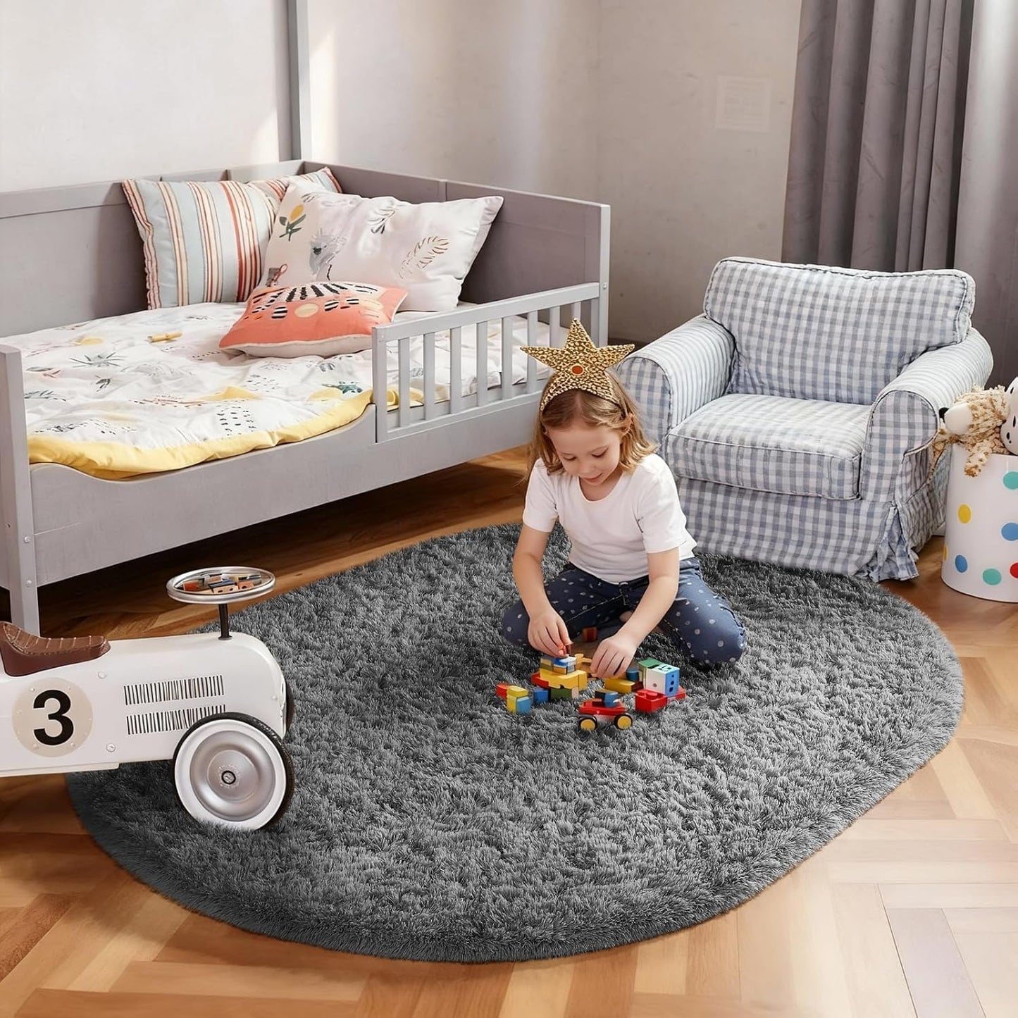 Ophanie Round Rugs 5Ft Ivory Circle Area Rug, Nursery Room Decor, Christmas Aesthetic Bedroom Home Circular Carpet 5 Foot, Fluffy Fuzzy Shag Plush Cream Living Room Rugs for Kids Boys Girls Teen Baby