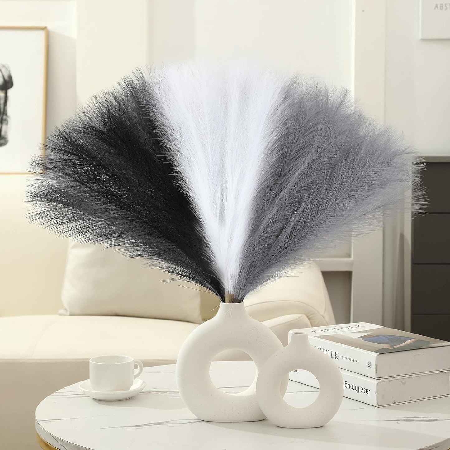 UREYMX Faux Pampas Grass Decor 17.7 Inch 6pcs, Artificial Pampas Grass Fluffy Home Decor, Short Vase Room Decor pompous Grass Flower Arrangement for Boho Home Wedding Decoration (Black)