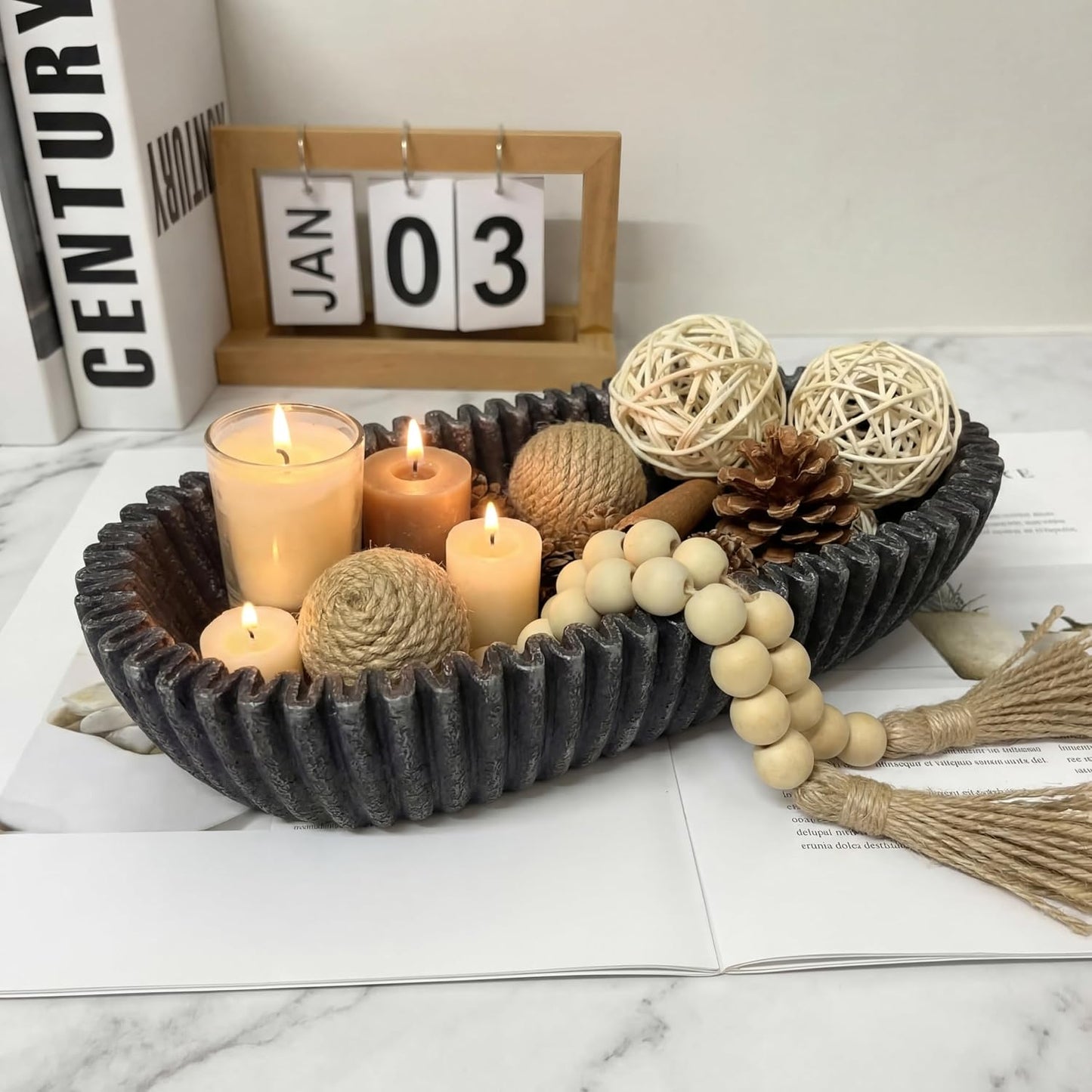 Large Decorative Bowl for Home Decor Long Dough Key Bowls Coffee Table Decor Centerpiece White Ruffle Scalloped Resin Modern Handicraft Bowl for Kitchen Counter Farmhouse Entryway