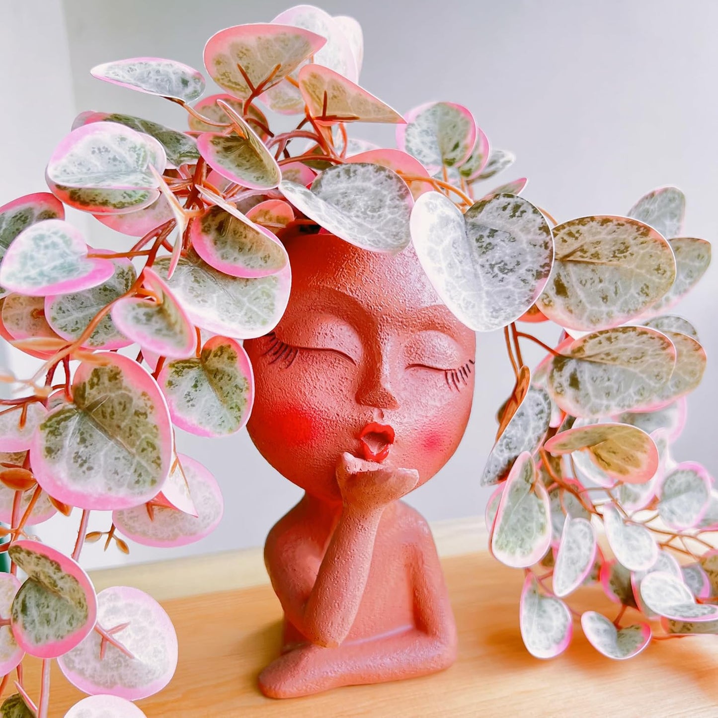 Handmade Face Flower Pots Standing Air Kiss Head Planter Pot for Trailing Plants Cute Succulent Planter Resin Planters Funny Face Planters with Anti-Friction Pads White 1Pack
