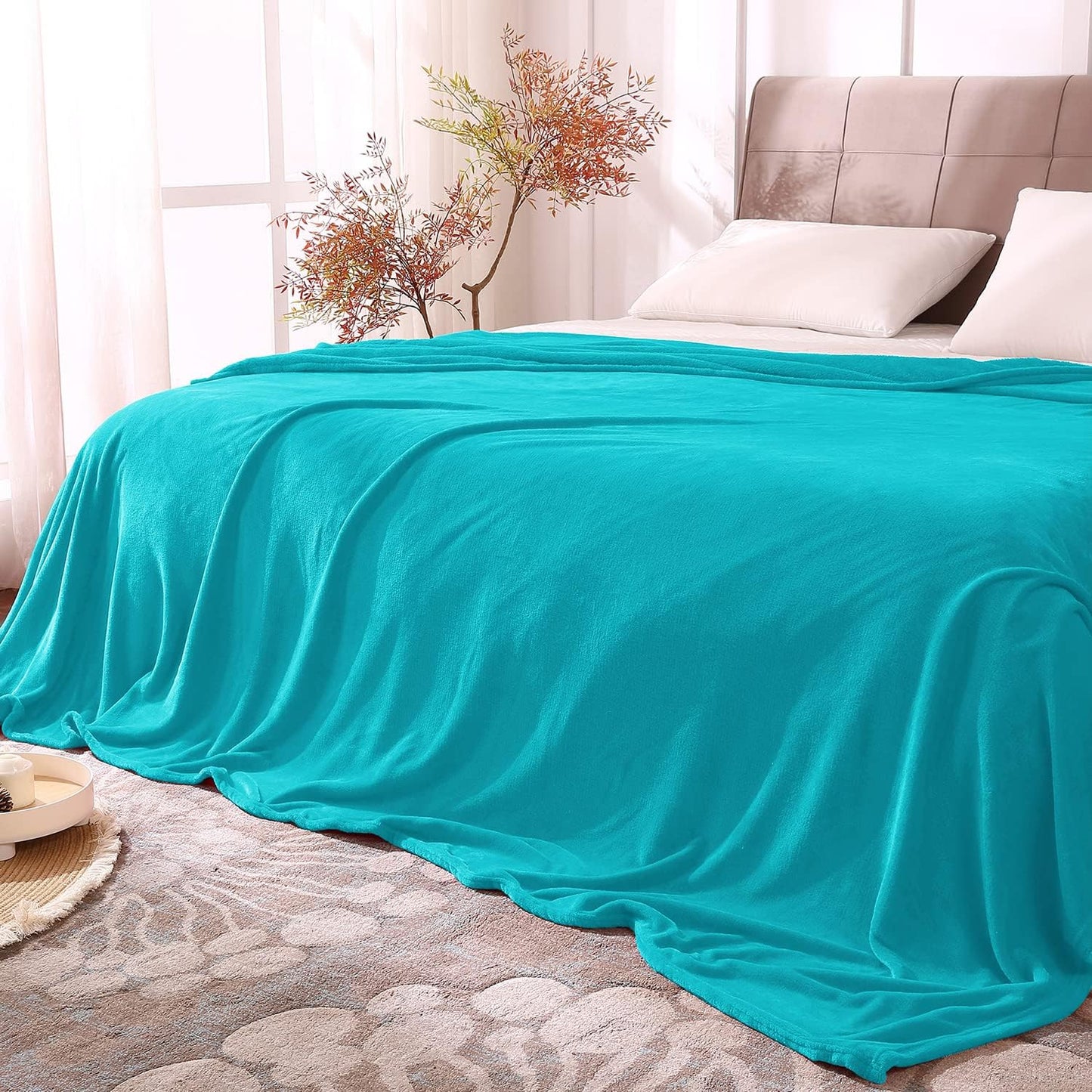 BEDELITE Fleece Blanket Black Throw Blankets for Couch & Bed, Luxury Plush Cozy Fuzzy Blanket 50x60 inches, Super Soft Warm Lightweight Throw Blanket for Travel Camping - Colors A